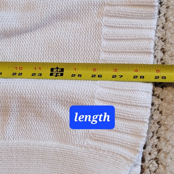 Fashion Bug 3 button bright white soft heavyweight cardigan sweater - Picture 9 of 9